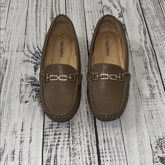 Fab‎ Comfort loafers Sz. 7 - NWOT - Picture 1 of 7